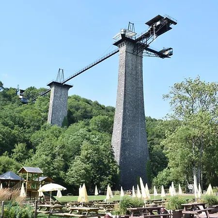 Pet Friendly In Villiers-Fossard